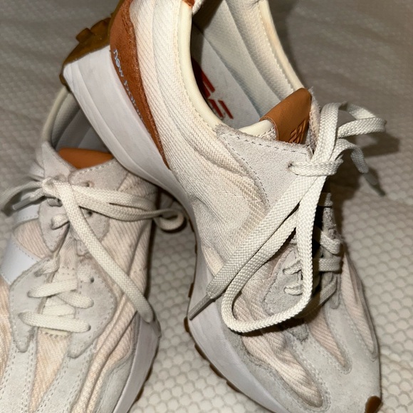 New Balance White and Brown Athletic Shoes - Picture 2 of 3